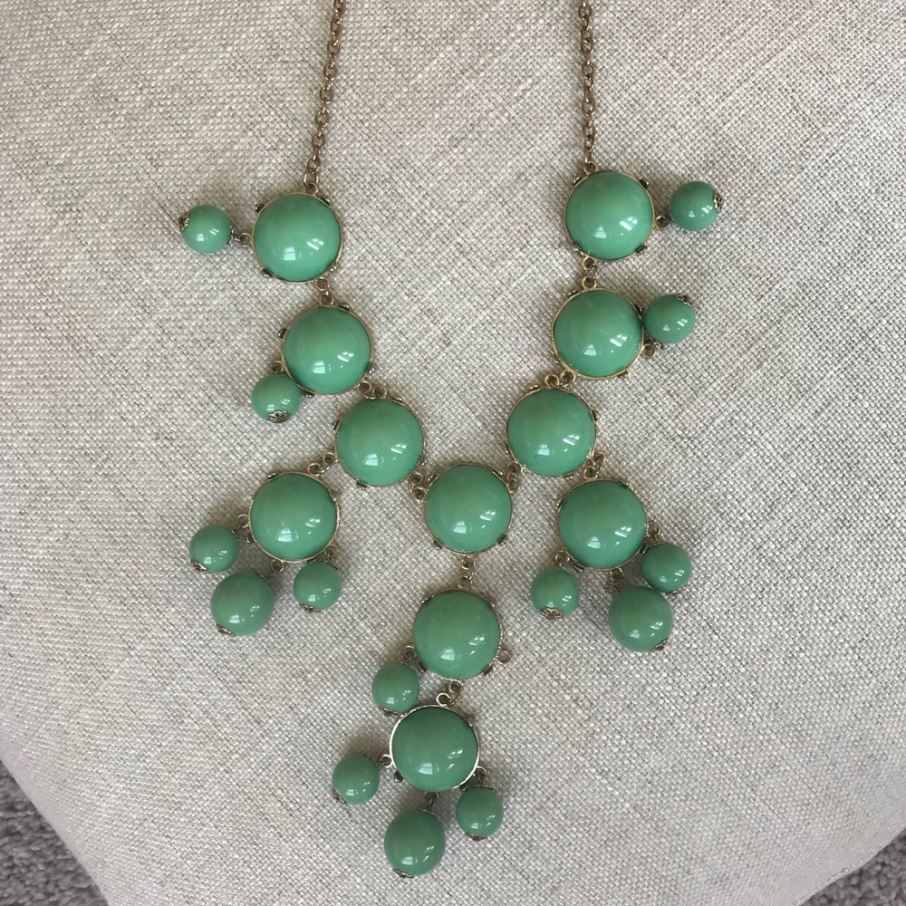 Turquoise bauble necklace! So cute!